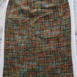 Spiegel Pencil Skirt. Shell 85% Acrylic 15% Polye